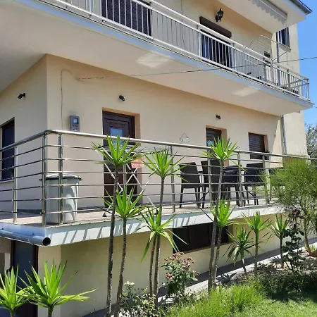 Sevastiani's Κάμπινγκ